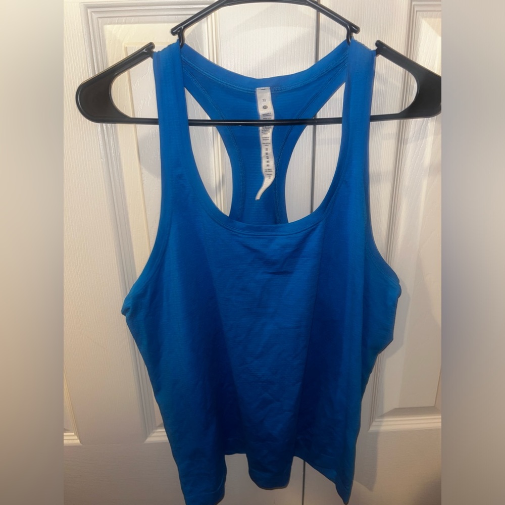 Lululemon Size 12 Swiftly Tech Racerback Tank Top 2.0 *Race Length in Poolside💙